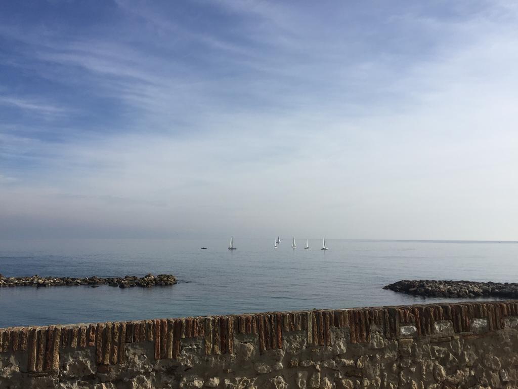 Вилла Cap Antibes Les Bosquets Экстерьер фото