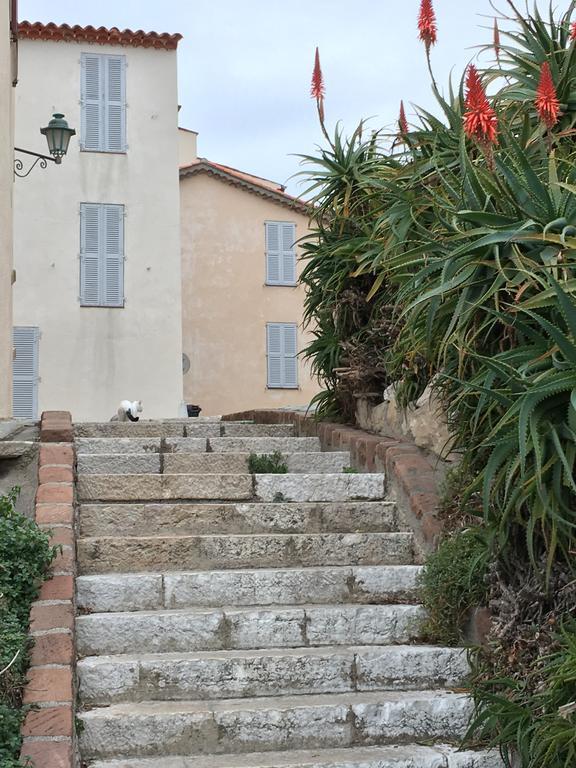 Вилла Cap Antibes Les Bosquets Экстерьер фото