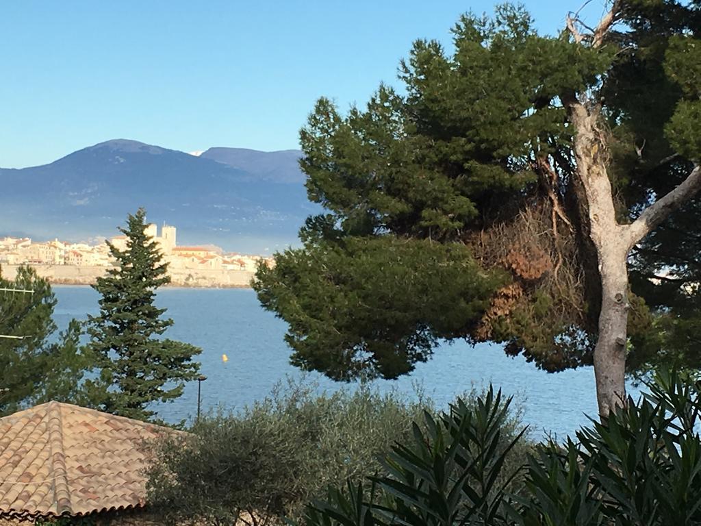 Вилла Cap Antibes Les Bosquets Экстерьер фото